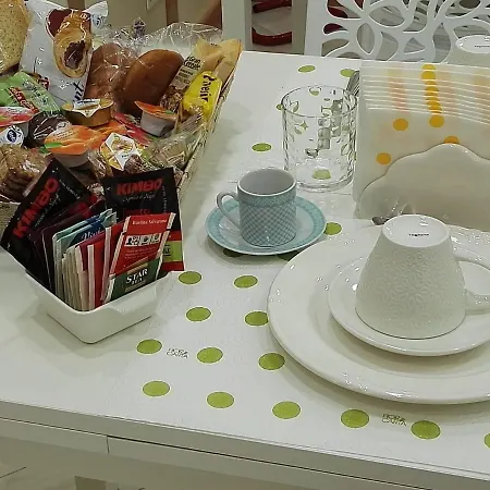 Couette-café Rosa Vesuviana 3*